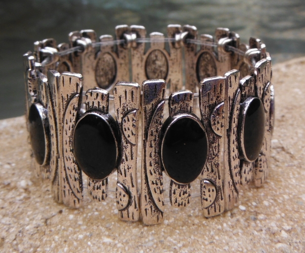 Metal and Onyx Cuff